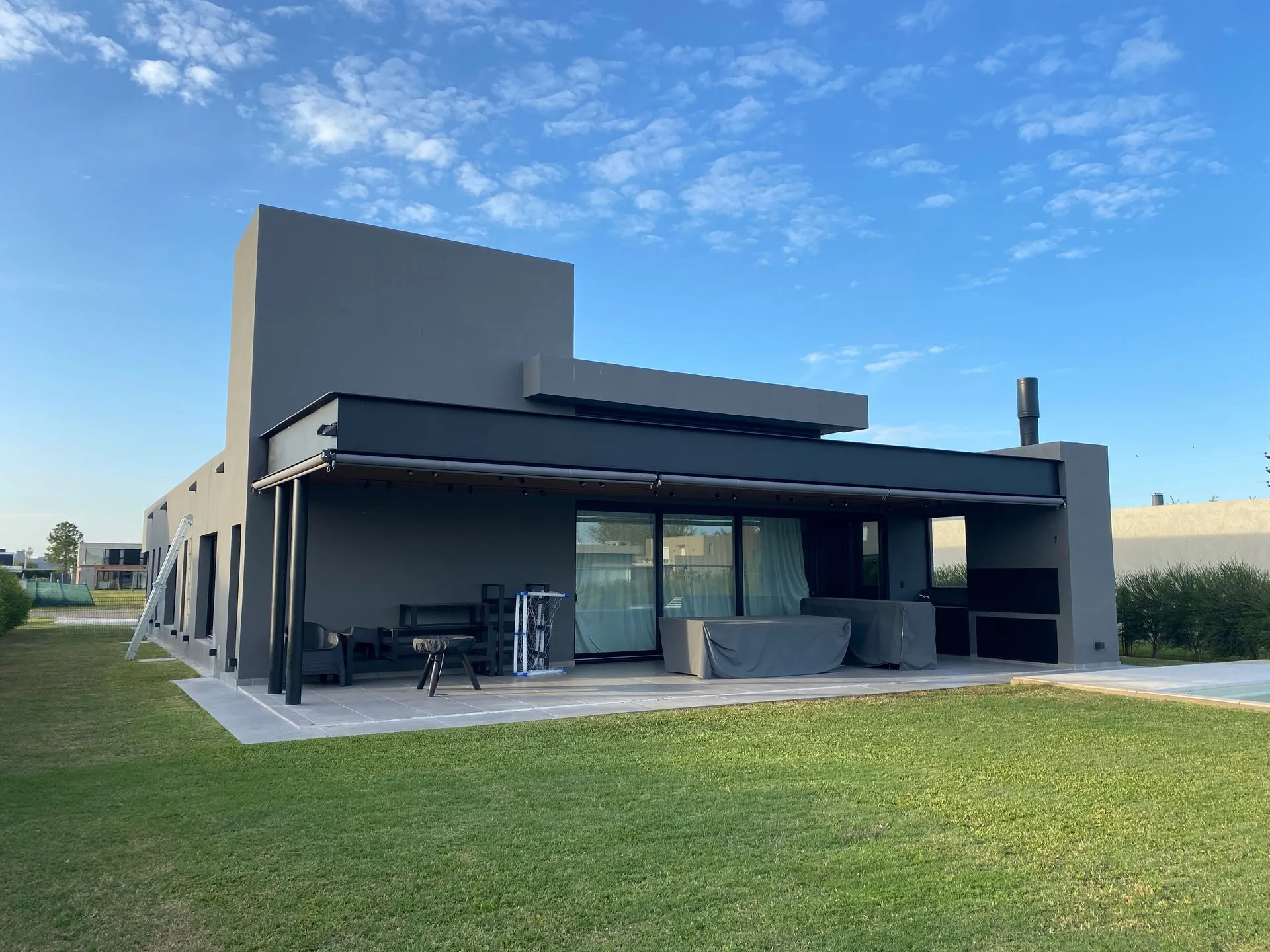Casa Puerto Roldán — Residencial